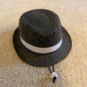 Adjustable strap baby or pet hat. Fits newborn to toddler or medium dog.